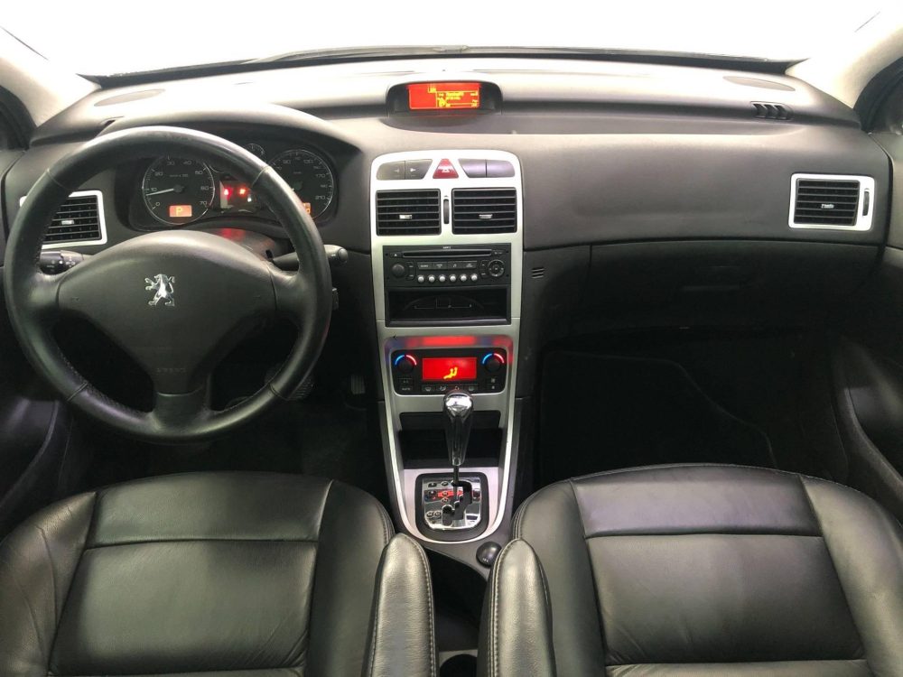 PEUGEOT-307-4